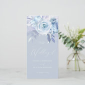 Beau Dusty Blue Floral Wedding Programme (Debout devant)