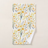 Beau fleur sauvage de printemps jaune (Serviette à main)