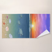 Beau lever de soleil océanique, tortues de mer et  (Serviette de bain)