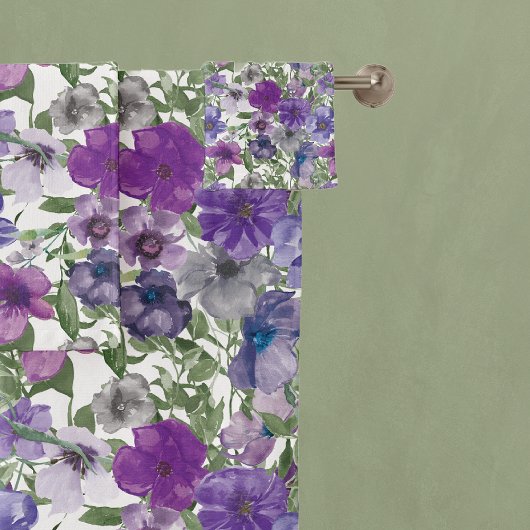 Beau motif floral violet