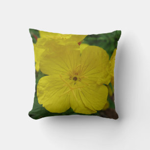 Beau Oreiller Flower Throw