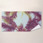 Beau palmier tropical autour de l'océan (Serviette de bain)