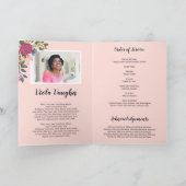 Beau programme floral d'enterrement de photo (Intérieur)