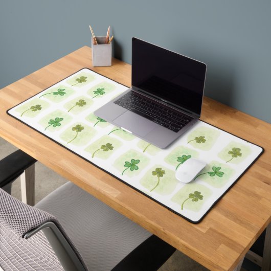 Beaucoup de Huck Green Clover et Shamrock Desk Mat (Bureau 2)