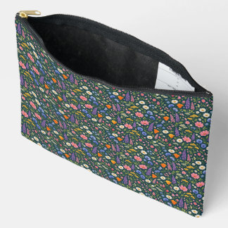 Beautiful Colorful Wildflowers on Dark Teal Etui