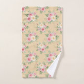 Beautiful Flowers in Pastel Color on Beige (Serviette à main)