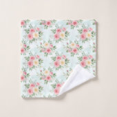 Beautiful Flowers in Pastel Color on Light Blue  (Gant de toilette)