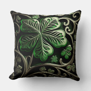 BEAUTIFUTIEF INTRICATE GREEN IRISH SHAMROCKS KUSSEN