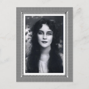  Beauty - Mystery Woman - in zwart-wit Briefkaart