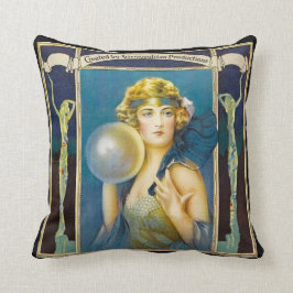 Beauty's Worth Kussen