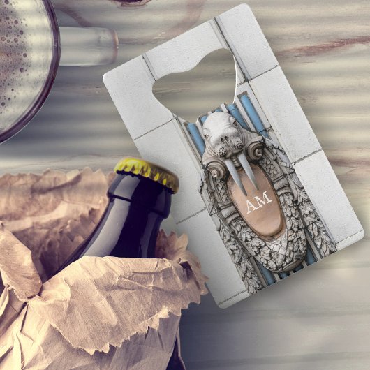 Beaux Arts Walrus Sculpture Custom Monogram Kredietkaart Flessenopener