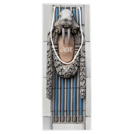Beaux Arts Walrus Sculpture Custom Monogram Wijn Cadeautas (Achterkant)