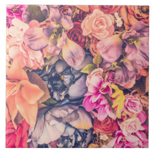 Beaux carreaux de céramique assortis d'arrière -