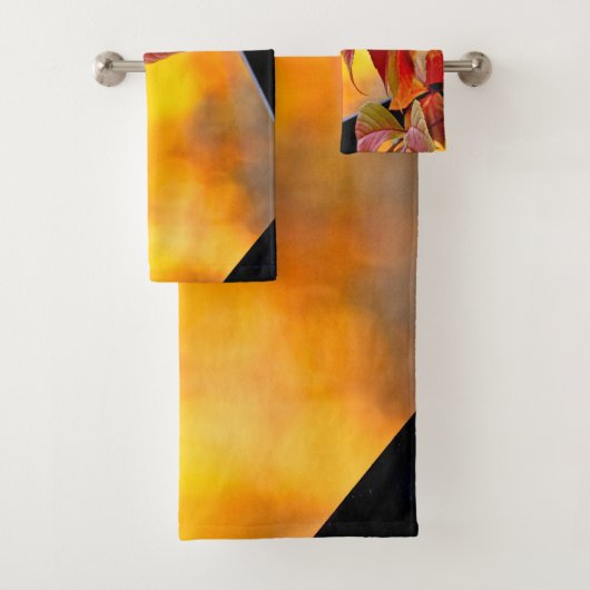 Beaux feuilles de vigne rouge dans le jardin d'aut (En situation)