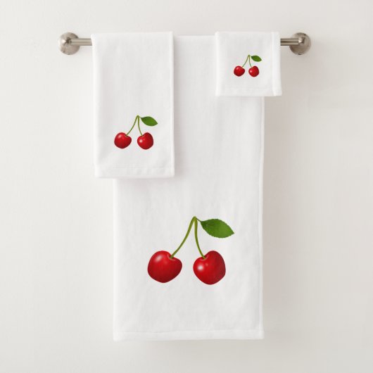 Beaux fruits de cerise sur serviettes de bain blan (En situation)