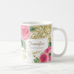 Beaux roses pour aquarelle avec la tasse de