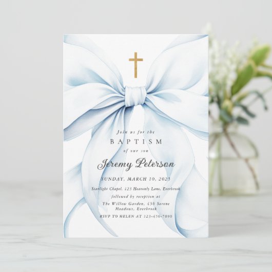 Bébé Baptême Bleu Bow Invitation (Debout devant)