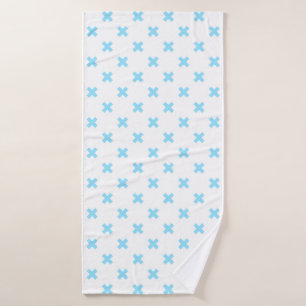 Bébé bleu croix coutures sur blanc