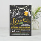 Bébé brasse Invitation à la douche des couples (Debout devant)