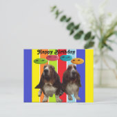 Bébé Carte Postale Joyeux Anniversaire Bassets Arc (Debout devant)