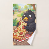 Bébé Corbeau Cartoon Mangeant une Pizza (Serviette à main)