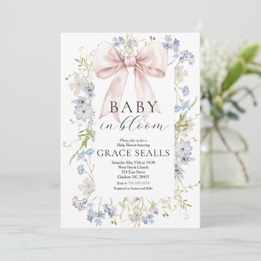 bébé dans Bloom bow Baby shower Invitation (Debout devant)