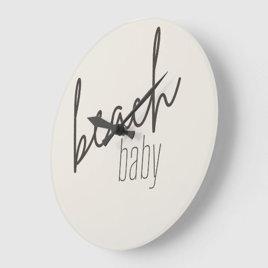 bébé de la plage. Horloge (Angle)