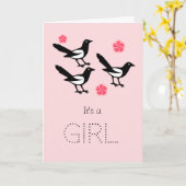 Bébé de trois pies c'est une nouvelle carte de (Fleur jaune)