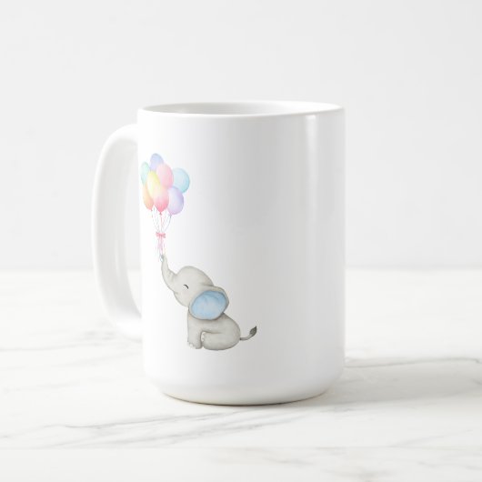 Bébé Eléphant Amour Ballons. Mug (Devant gauche)