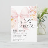 Bébé En Fleur Pink Bow Baby shower Invitation (Debout devant)