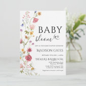 Bébé en fleurs: Invitation de baby shower modifiab (Debout devant)