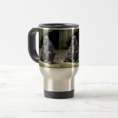 Bébé et maman de gorille étreignant la tasse de (Devant gauche)