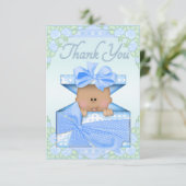 Bébé ethnique dans le Merci de boîte-cadeau et de (Debout devant)