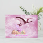 Bébé fille nuages roses et cigogne invitation douc (Debout devant)