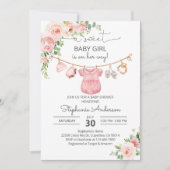 Bébé fille vêtements baby shower Invitation (Devant)