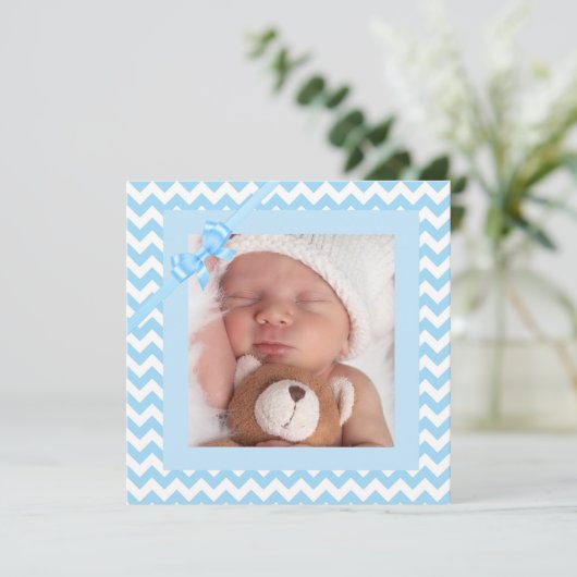 Bébé Garçon Bleu Faire-part de naissance rayé (Debout devant)