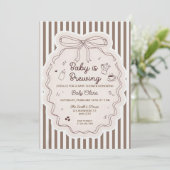 Bébé modifiable est une invitation de Baby Shower (Debout devant)