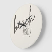 bébé plage. Horloge (Angle)