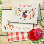 Bébé Q Barbecue clothesline merci note<br><div class="desc">Watercolor "baby shower bébé-Q" jardin barbecue. Comprend un fil de linge lumineux avec limonade, barbecue grill, saucisses et table de pique-nique avec biberon bébé et boissons. Idéal pour un jardin baby shower barbecue pour un garçon ou une fille à être. Le dos est un arrière - plan en vichy nappe....</div>