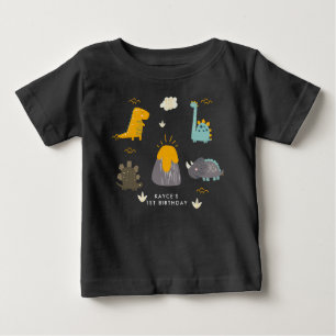 Bébé T-shirt pour le premier anniversaire d'un garçon a