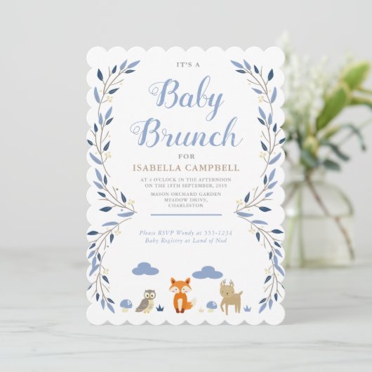 Bébé Woodland Brunch Invitation (Debout devant)