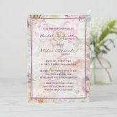 Bed of Pale Rose Wedding Invitations (Debout devant)
