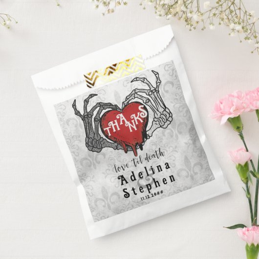 Bedankt Skelet Handen Rood Hart Halloween Bruiloft Bedankzakje (Gezegeld)