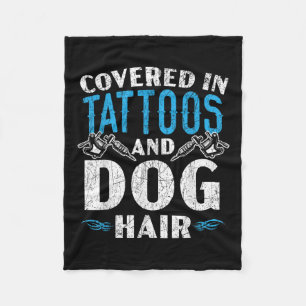 Bedekt met tatoeage P van Tattoos en honden Fleece Deken
