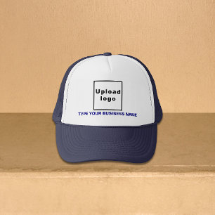 Bedrijfsnaam en Logo marine en White Trucker Hat Pet