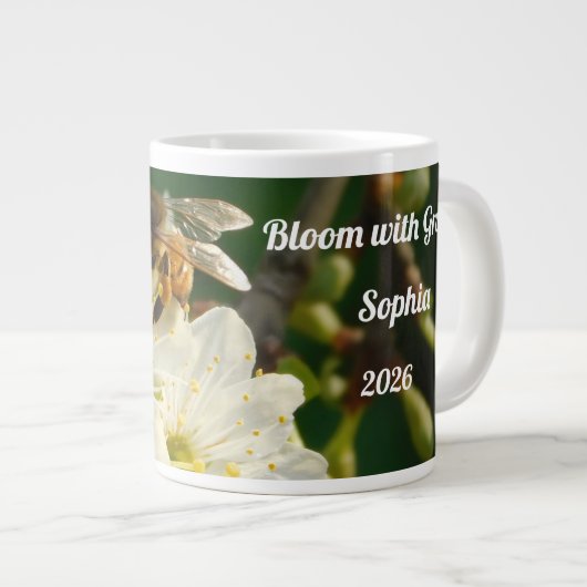 Bee & Blossom Macro | Personalized Name Mug (Devant droit)