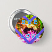 BEE LOVE MED PIN RONDE BUTTON 5,7 CM (Voorkant /achterkant)