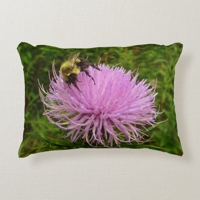 Bee on Thistle Flower Natuur Decoratief Kussen (Voorkant)
