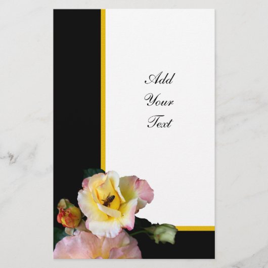 Bee op roze gele rozenbloemen flyer (Voorkant)