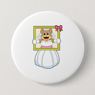 Beer als bruid met trouwjurk & fotolijstje. ronde button 7,6 cm
